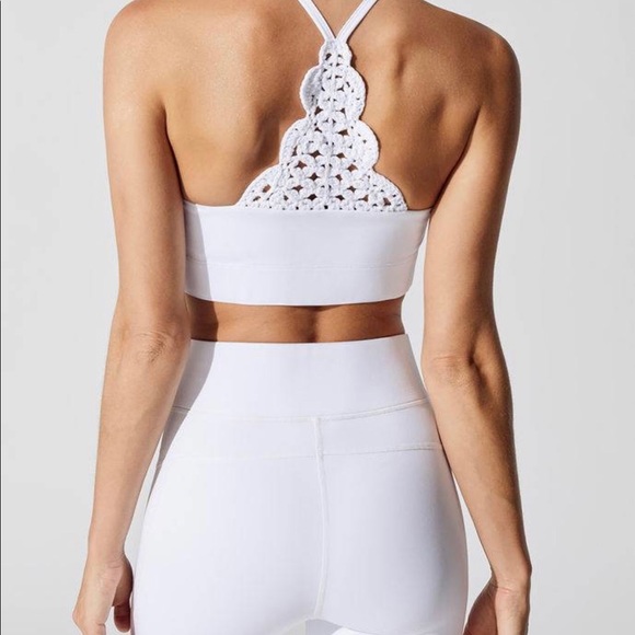 Carbon38 Other - NWT Carbon38 White Crochet Back Sports Bra- Small
